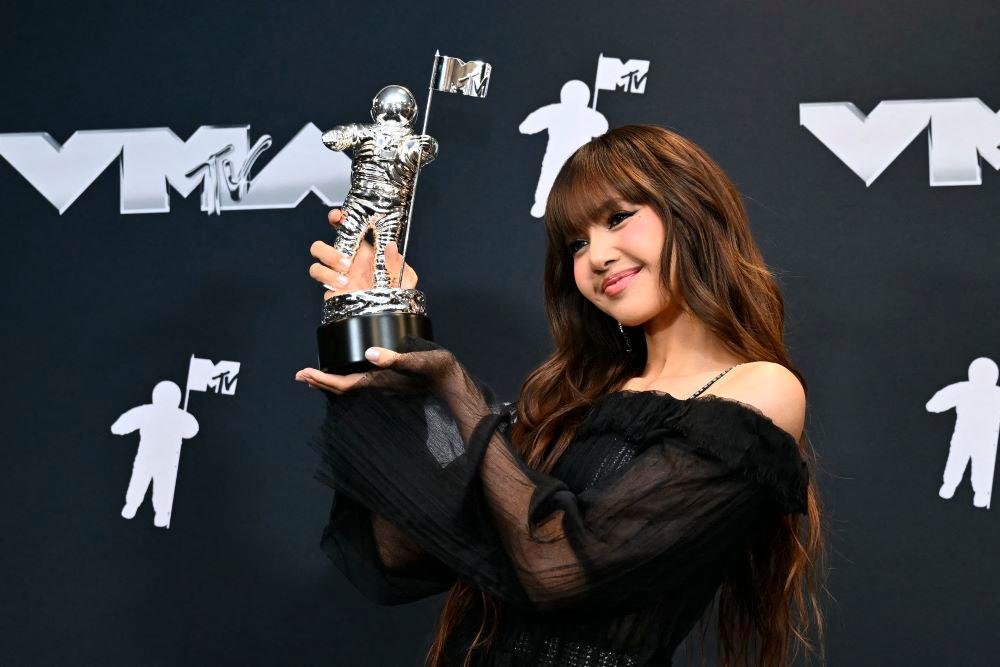 LISA in 2024 VMAs