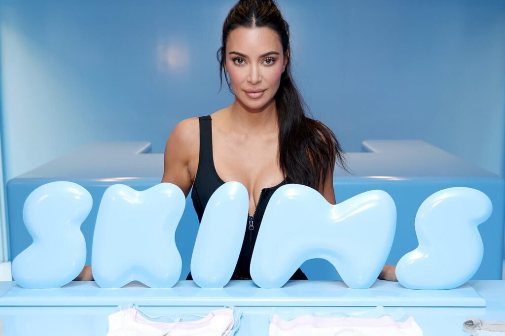 Kim Kardashian skims (1)